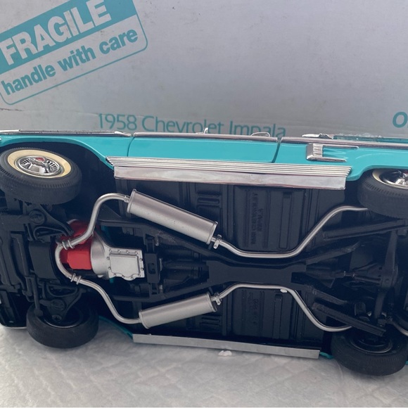 1958 Impala Die Cast Replica car - Picture 5 of 5